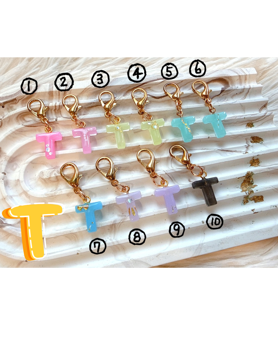 イニシャルチャーム『Ｔ』の画像
