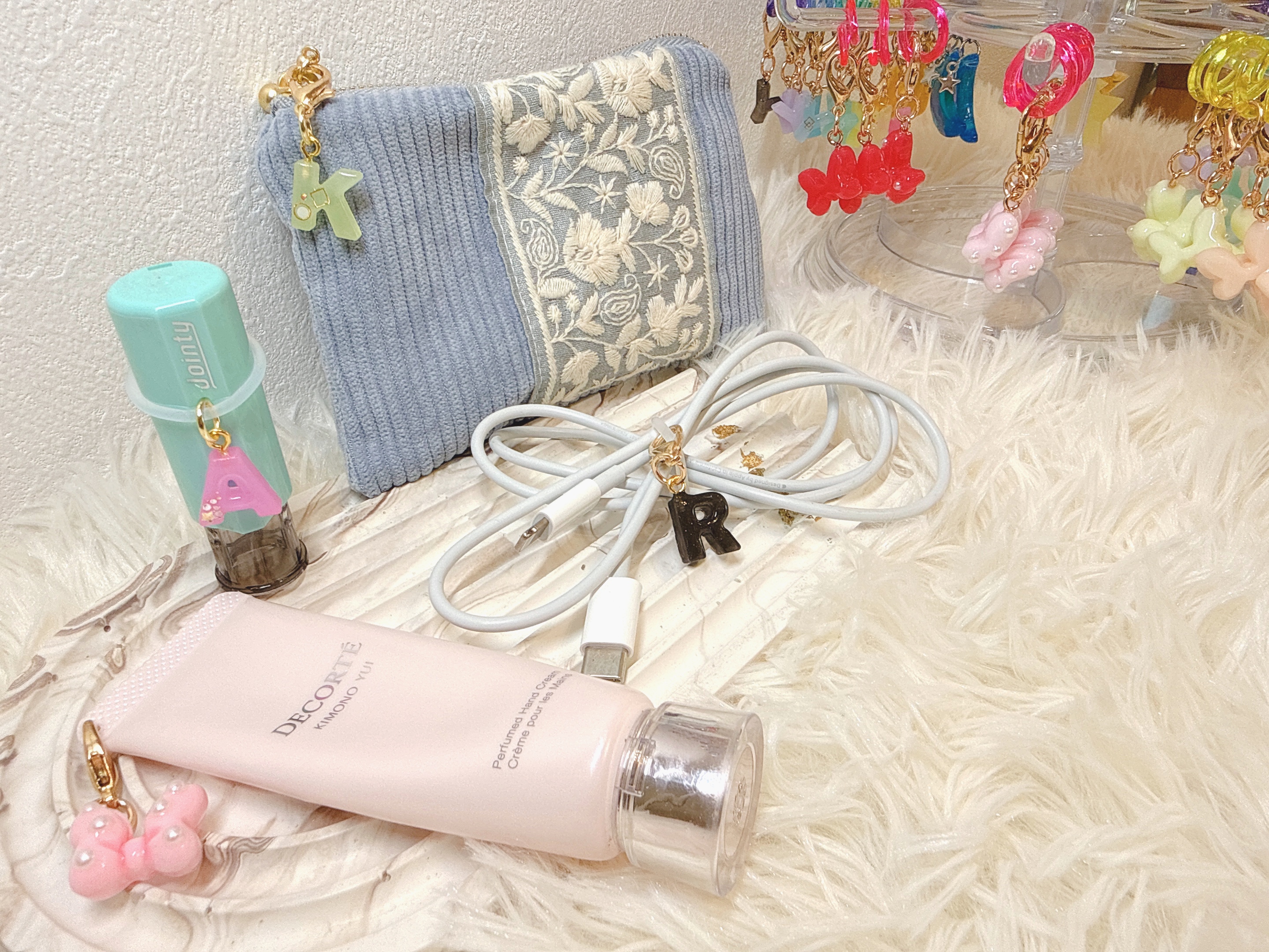 シェルのヘアクリップ